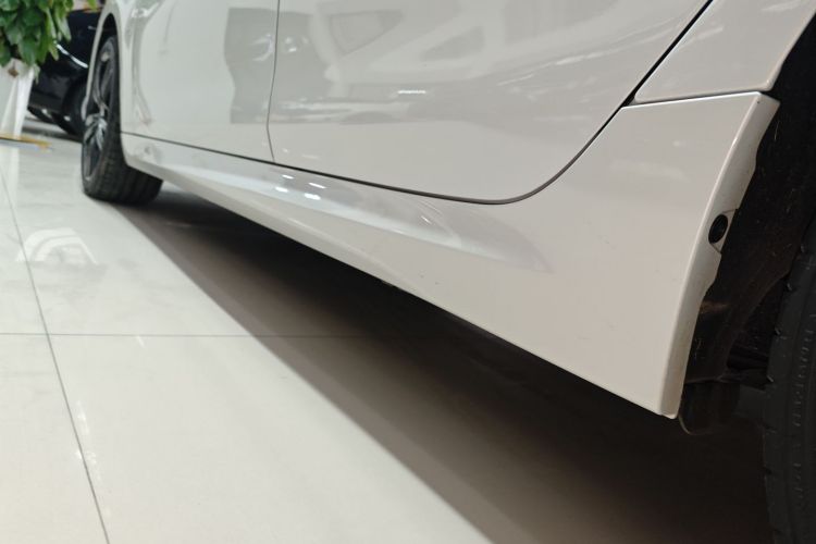 宝马1系 2023款 125i M运动曜夜版局部细节9002