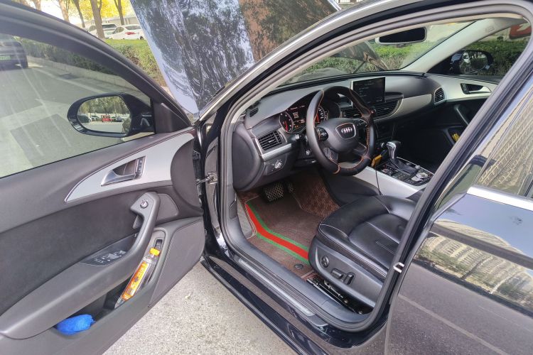 奥迪A6L 2014款 30 FSI 技术型中控内饰7003