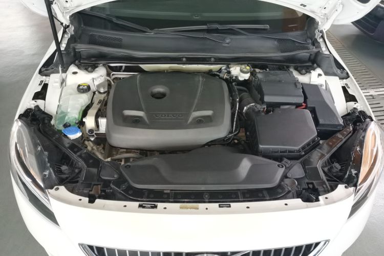 沃尔沃V40 2018款 T3 智雅版局部细节24