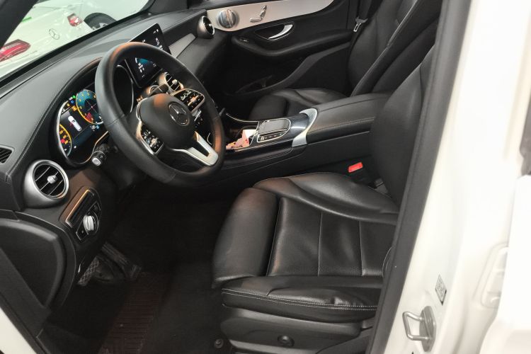 奔驰GLC 2020款 改款 GLC 260 L 4MATIC 动感型局部细节19