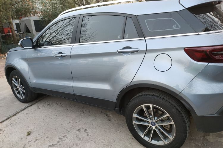 福特 2020款 领界S EcoBoost 145 CVT铂领型车身外观6003