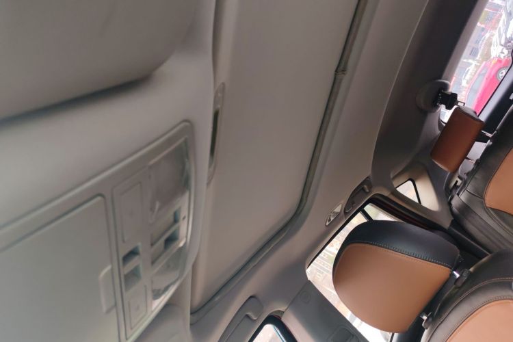 海马S5 2015款 1.5T CVT旗舰型中控内饰22