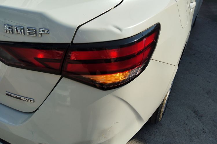 日产 轩逸 2020款 1.6L XE CVT舒享版车身外观6006