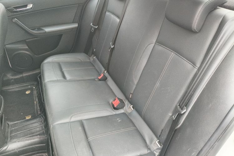 观致3 2018款 三厢 1.6L 自动领先型中控内饰21