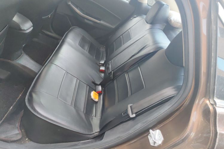 福特 福睿斯 2015款 1.5L 自动时尚型中控内饰21