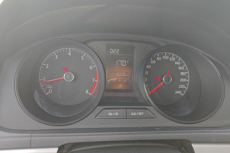 大众 朗逸 2015款 1.6L 手动风尚版中控内饰14