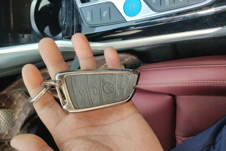 宝马i3 2022款 eDrive 35 L中控内饰11