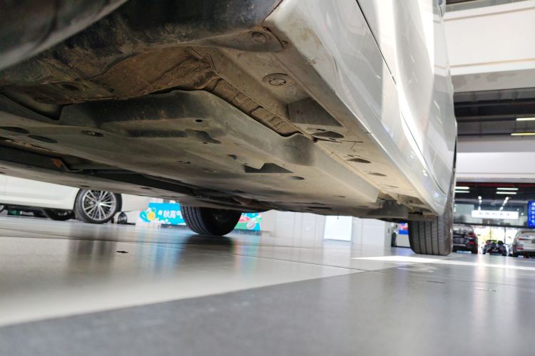 丰田 亚洲龙 2023款 2.0L 进取版局部细节9002