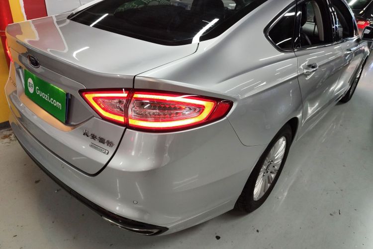 福特 蒙迪欧 2013款 2.0L GTDi200时尚型车身外观6006