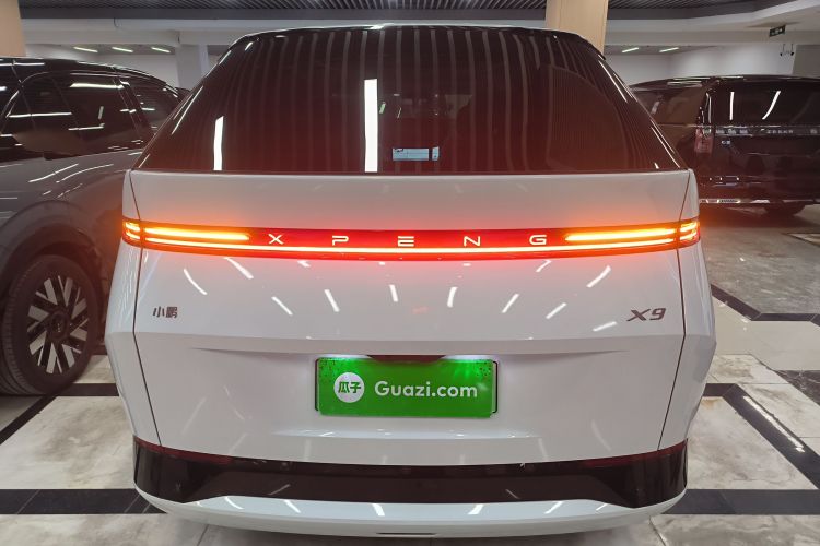 小鹏X9 2025款 740超长续航 Max车身外观6