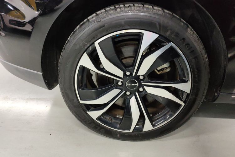 SERES赛力斯 赛力斯SF5 2021款 华为智选四驱版车身外观6008