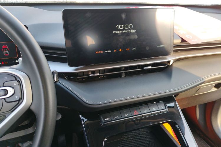 哈弗H6 2021款 第三代 1.5T 自动两驱Pro中控内饰16
