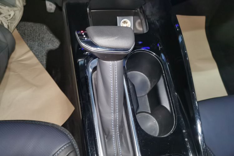 别克 微蓝6 2024款 430km 舒享版中控内饰18