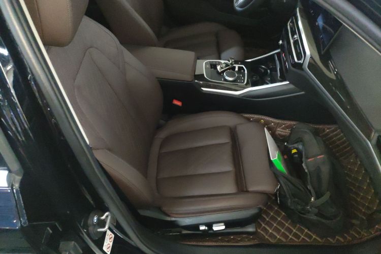 宝马3系 2023款 325Li M运动套装局部细节41