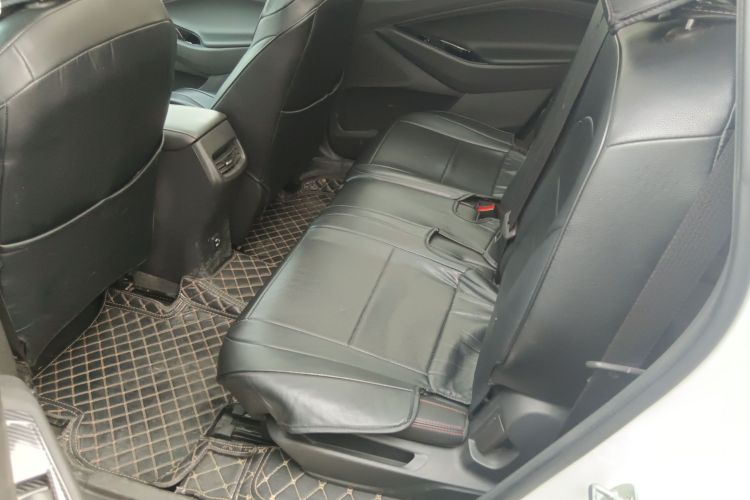 雪佛兰 沃兰多 2019款 Redline 530T 自动纵享版（5+2款） 国VI中控内饰21