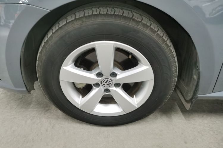 大众 朗行 2015款 1.6L 自动风尚版车身外观6001