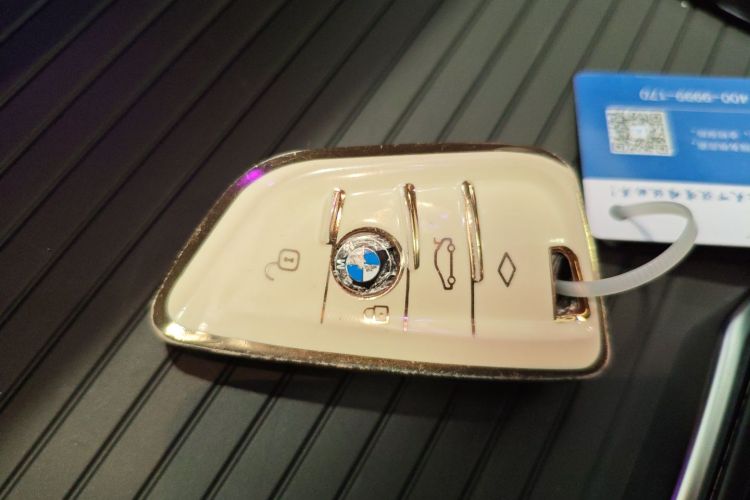 宝马iX3 2022款 改款 领先型中控内饰11