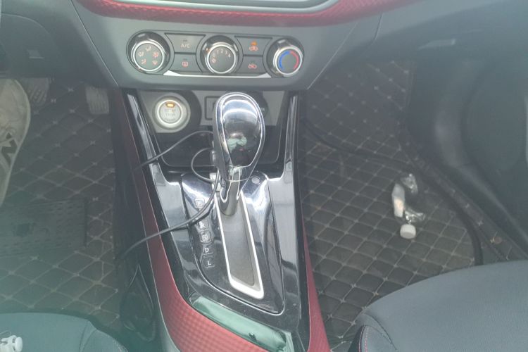 日产 蓝鸟 2019款 1.6L CVT智联智酷版 国VI局部细节18