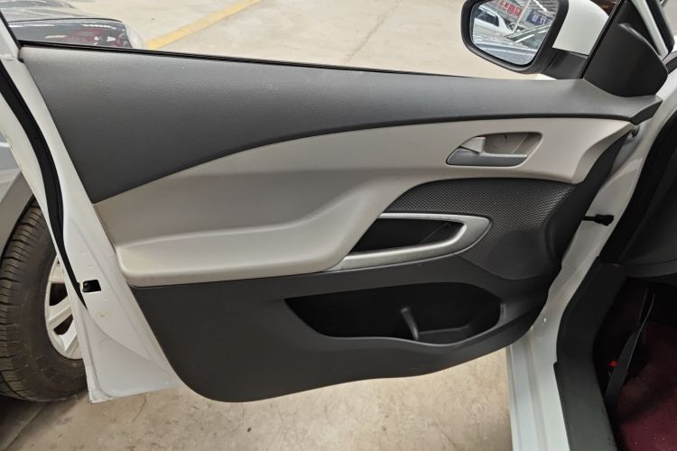 雪佛兰 2018款 赛欧3 1.3L AMT理想版中控内饰47