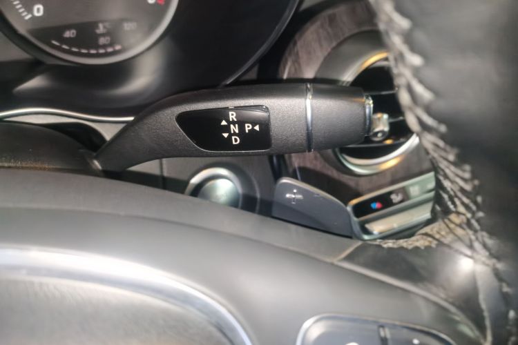 奔驰GLC 2017款 GLC 200 4MATIC局部细节18