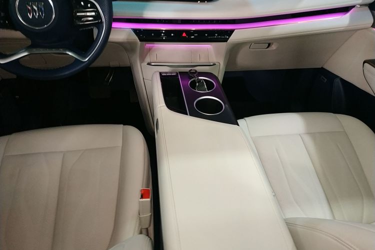 别克GL8新能源 2024款  陆尊 奢享版 7座局部细节18