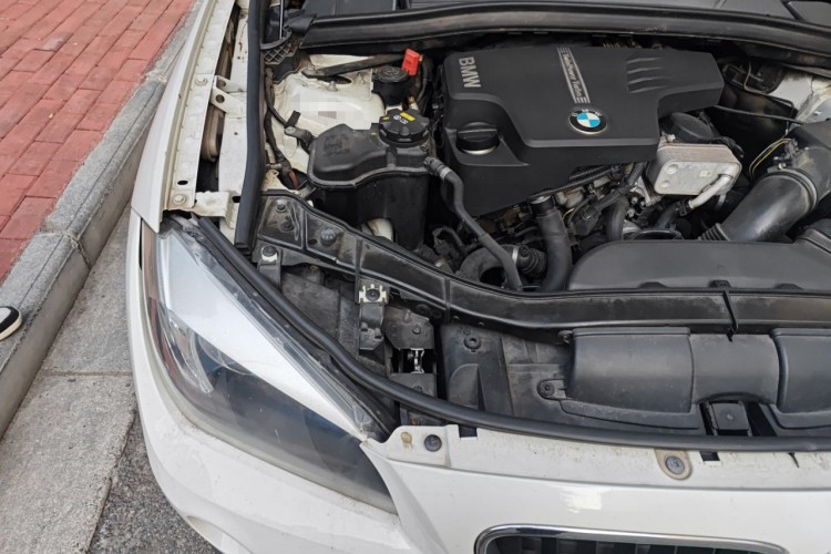 宝马X1 2014款 sDrive18i 时尚型局部细节9006