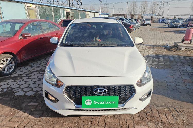 现代 瑞纳 2017款 1.4L 手动焕彩版 国V车身外观2