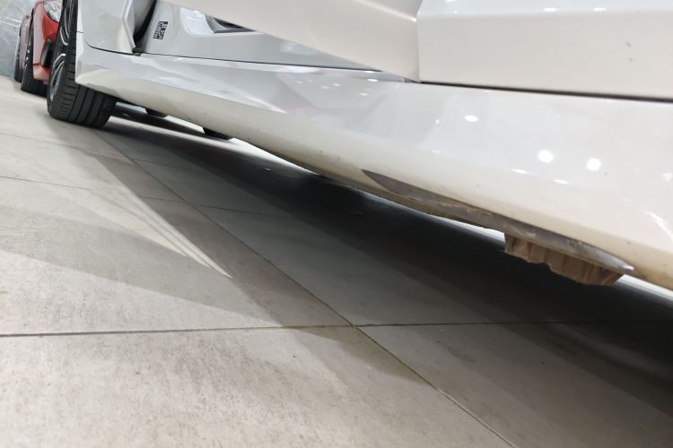 宝马3系 2023款 325Li M运动套装局部细节9001