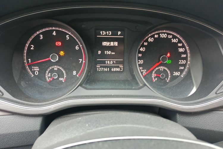 大众 帕萨特 2016款 280TSI DSG尊荣版中控内饰15