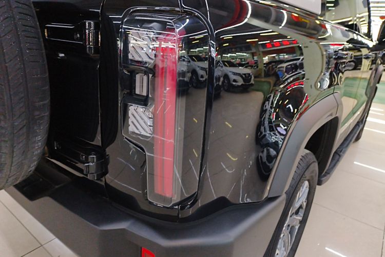 北京越野 北京BJ40 2024款 2.0T 全新城市猎人版 侠客型车身外观6006