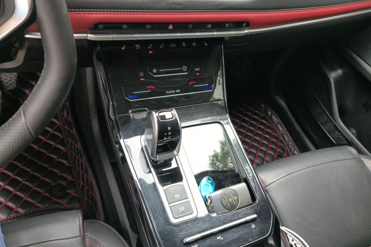 奇瑞 瑞虎7 2022款 超能版 1.6T DCT超能英雄中控内饰18