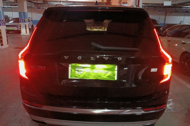 沃尔沃XC90新能源 2021款 E驱混动 T8 智尊豪华版 7座车身外观6