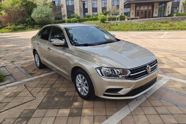 大众 宝来 2018款 1.5L 自动时尚型车身外观3