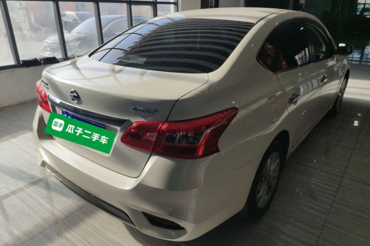 日产 轩逸 2024款 改款二 经典 1.6XE CVT舒适版车身外观7