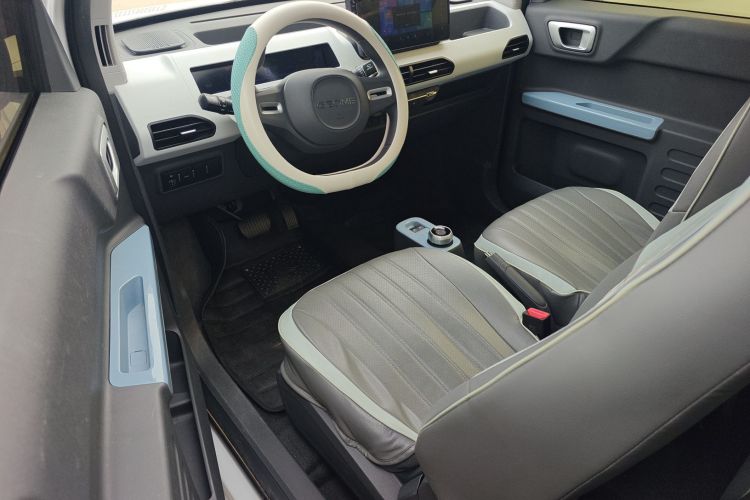 吉利银河 2024款 熊猫mini 200km 耐力熊中控内饰19