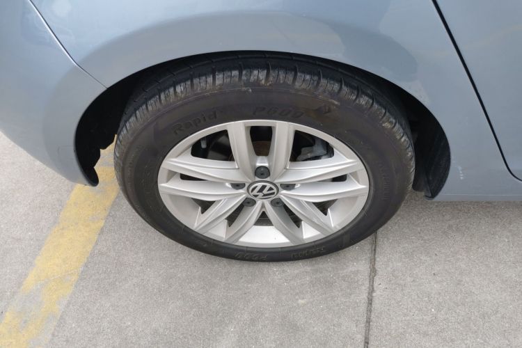 大众 高尔夫 2012款 1.4TSI 自动舒适型车身外观56