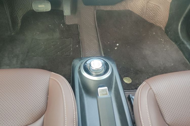 五菱汽车 五菱缤果 2023款 203km 轻享款局部细节18