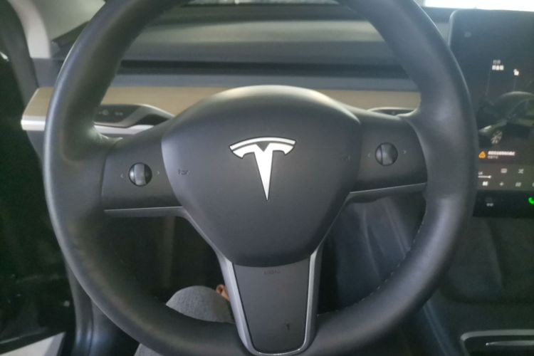 特斯拉 Model Y 2022款 后轮驱动版局部细节13