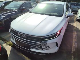 比亚迪 驱逐舰05 2023款 冠军版 DM-i 120KM 尊贵型