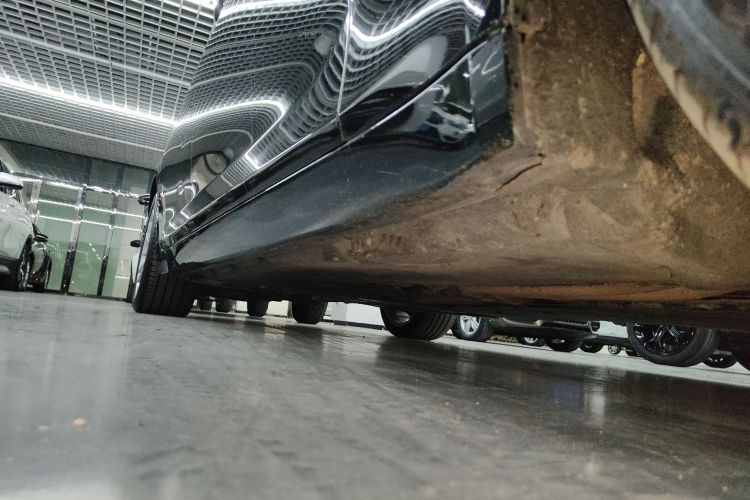 宝马7系 2014款 730Li 臻享型局部细节9001