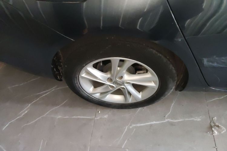 别克 君威 2020款 552T 精英型车身外观6002