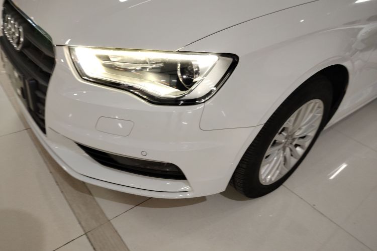 奥迪A3 2016款 Limousine 35 TFSI 领英型局部细节36