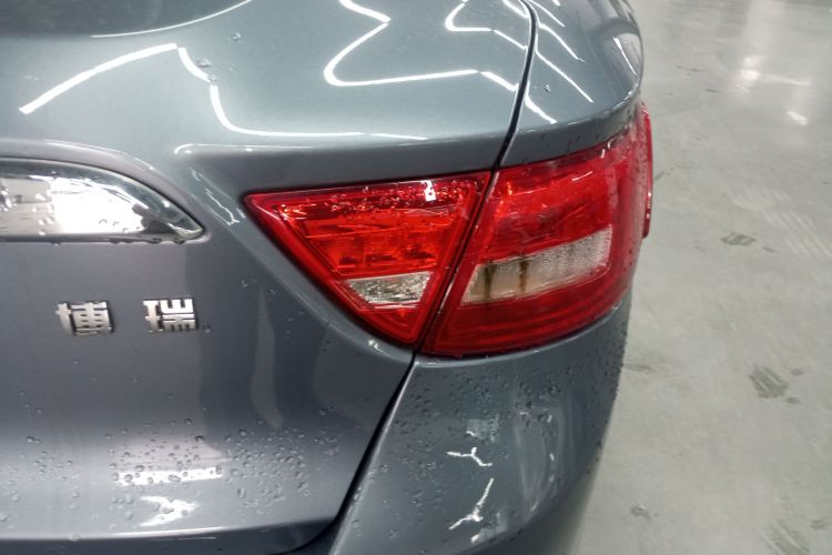 吉利汽车 博瑞 2015款 1.8T 尊贵型车身外观6006