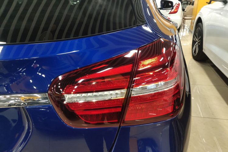 奔驰GLA 2018款 GLA 200 时尚型车身外观6002