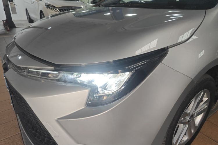 丰田 雷凌 2022款 双擎 1.8H E-CVT领先版局部细节36