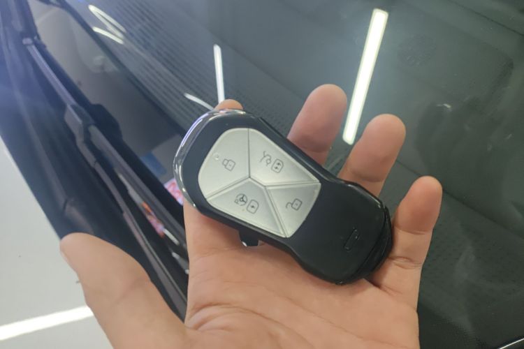 小鹏P7 2022款 480E中控内饰7001