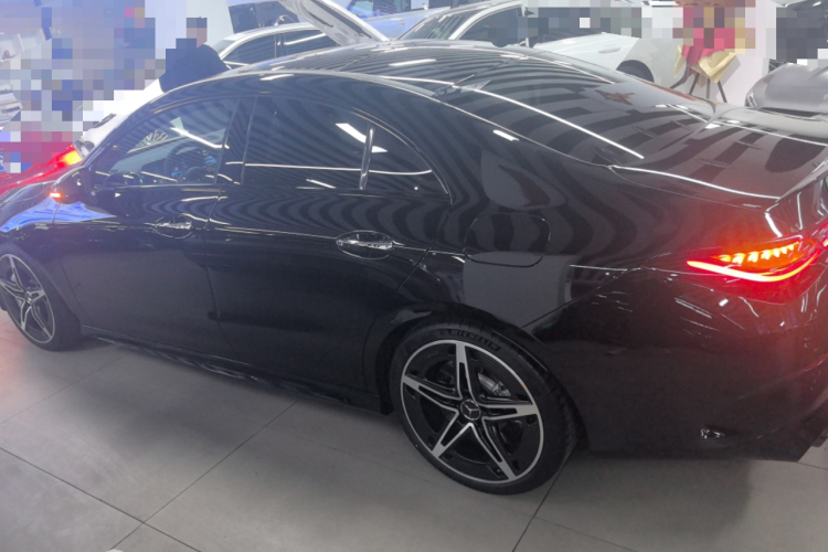 奔驰CLA AMG 2026款 AMG CLA 35 4MATIC车身外观4