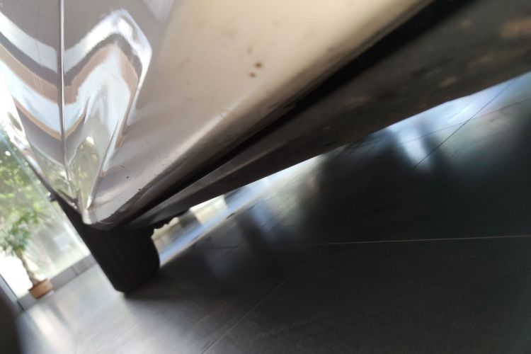 路虎 发现运动版 2023款 249PS R-Dynamic S 性能版局部细节9001