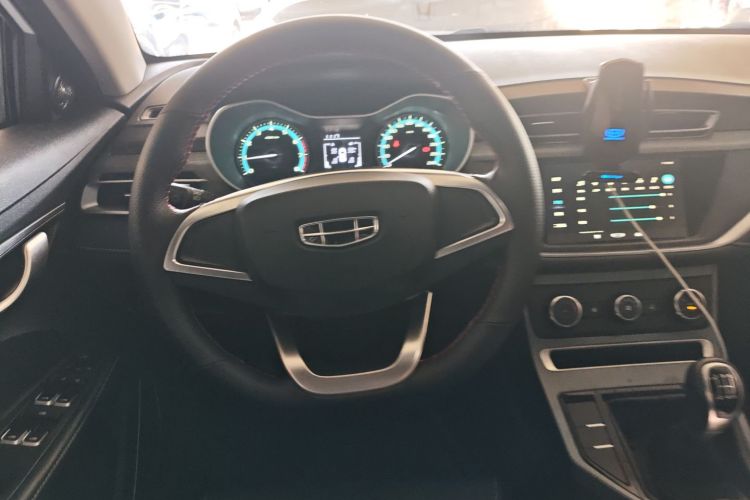 吉利汽车 帝豪 2021款 UP 1.5L 手动舒适型中控内饰13