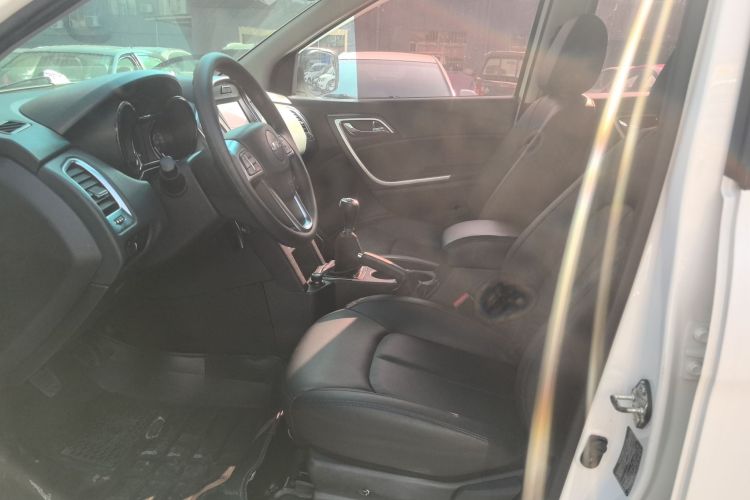 江铃 域虎3 2018款 2.5T柴油四驱豪华版长轴距局部细节19